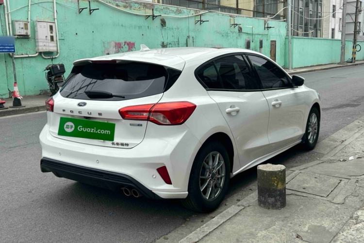 Used Ford Focus 2020 Hatchback EcoBoost 180 Automatic Trend Edition
