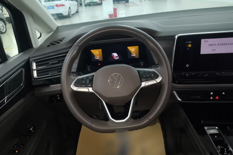 Used Volkswagen Viloran 2024 380TSI Luxury Edition