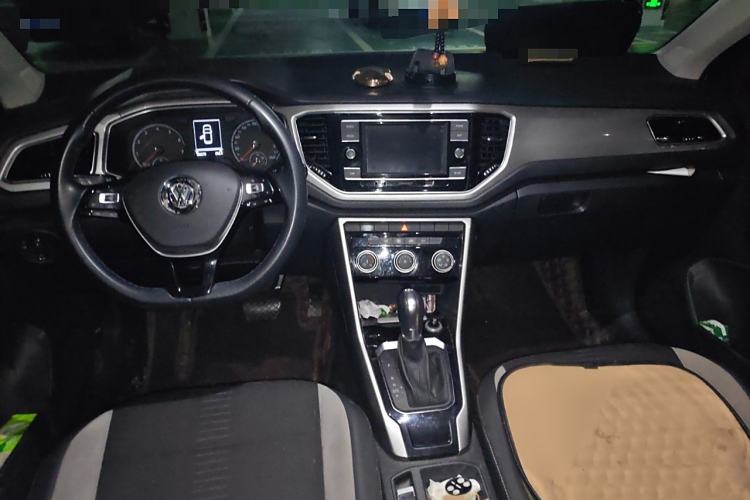 Used Volkswagen T-ROC 2019 230TSI DSG Two-Wheel-Drive Advanced Version China VI Standard
