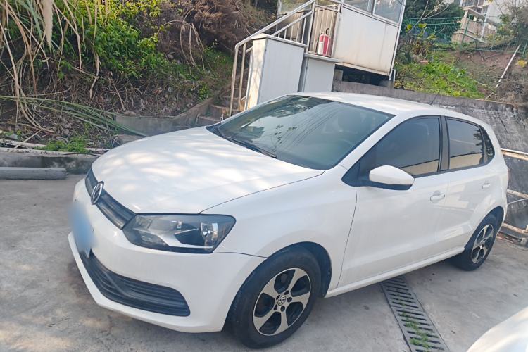 Used Volkswagen Polo 2016 1.4L Manual Fashion Model
