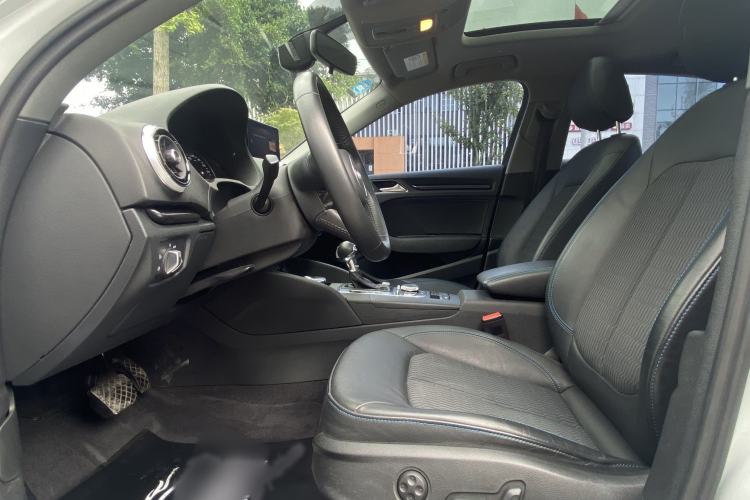 Used Audi A3 2019 Limousine 35 TFSI Fashion Edition China V standard
