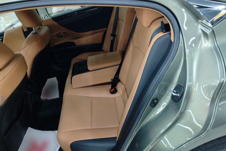 Used Lexus ES 2022 200 Excellence Edition