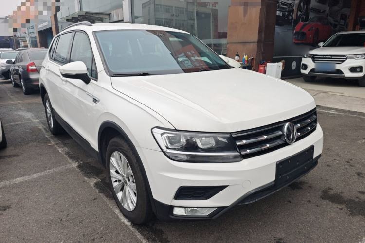 Used Volkswagen Tiguan L 2017 330TSI Automatic Two-Wheel Drive Luxury Edition
