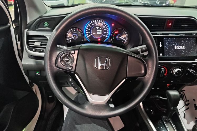 Used Honda Crider 2016 1.8L CVT Luxury Edition
