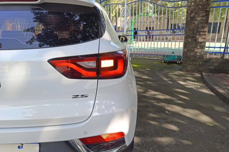 Used MG ZS 2018 1.5L Automatic Luxury Edition China V Standard
