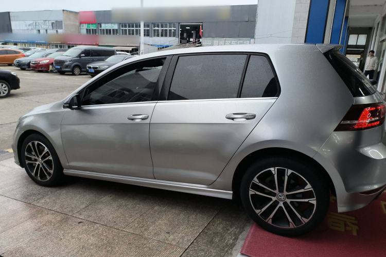 Used Volkswagen Golf 2016 1.4TSI Automatic R-Line