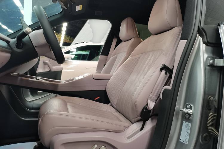 Used ONVO L60 2024 60 kWh Rear-Drive Version
