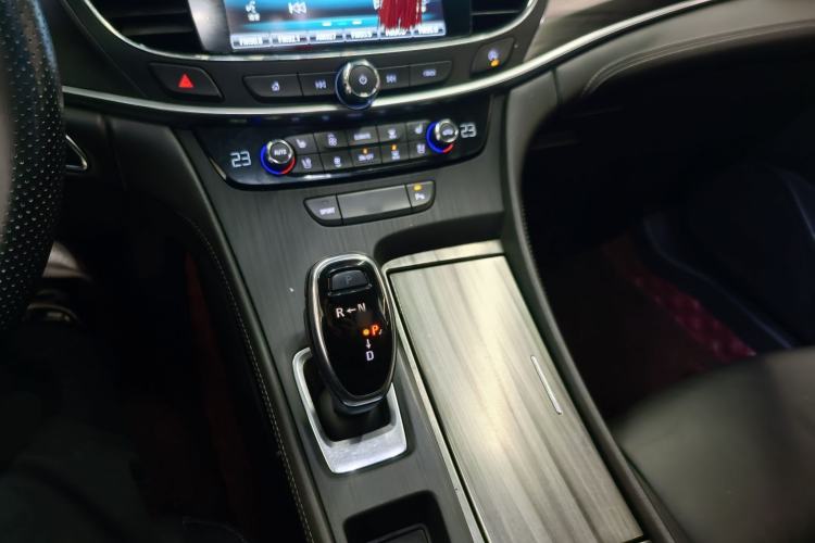 Used Buick LaCrosse 2018 20T Elite Edition