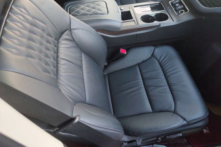 Used Honda Elysion 2022 2.0L eHEV Luxury First Edition
