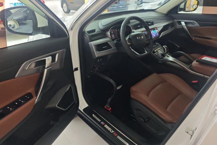 Used Geely Auto Emgrand X7 Sport 2021 Million Edition 1.8TD DCT Two-Wheel Drive Luxury Model
