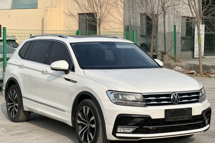Used Volkswagen Tiguan L 2021 330TSI Automatic Two-Wheel Drive R-Line Enhanced Edition

