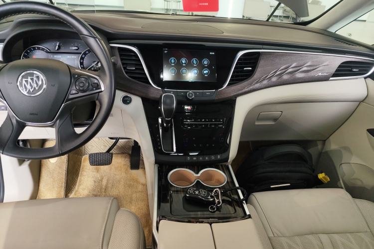 Used Buick GL8 2018 28T Avenir Avia China VI Standard
