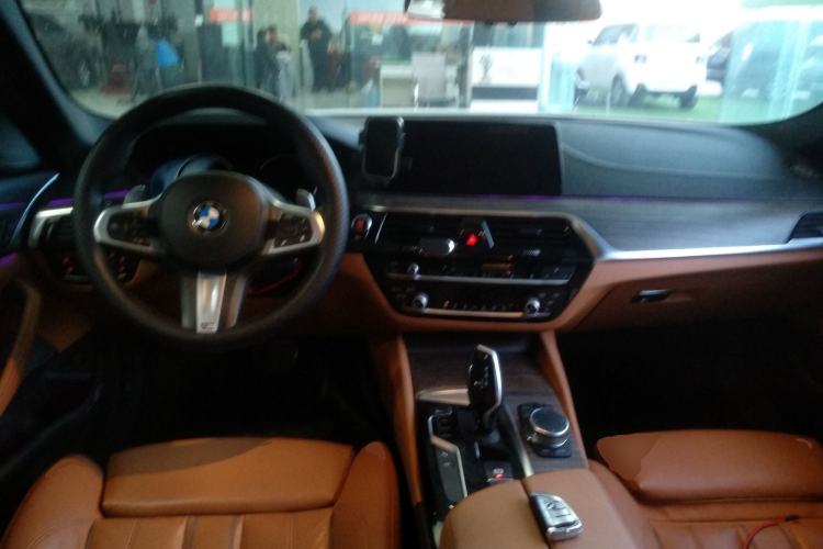 Used BMW 5 Series 2018 530i M Sport Package
