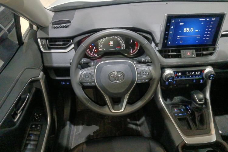 Used Toyota RAV4 2021 2.0L CVT Two-Wheel Drive Fashion PLUS Edition
