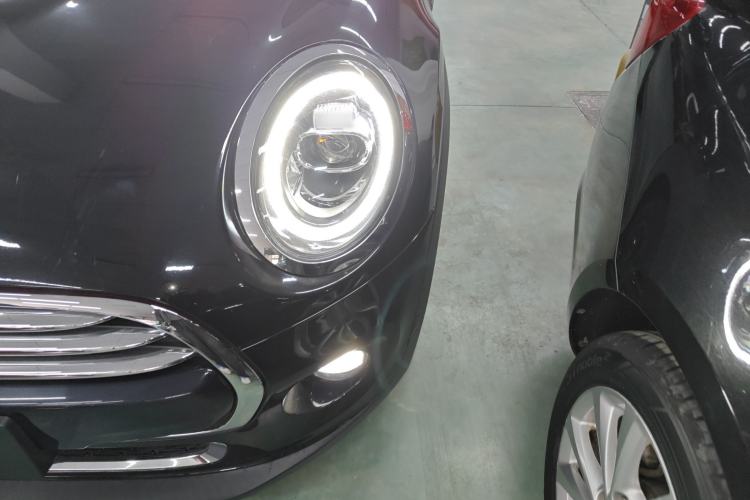 Used  MINI 2016 1.5T COOPER
