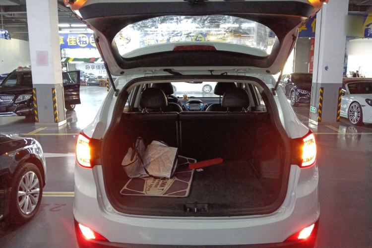 Used Hyundai ix35 2015 2.0L Automatic 2WD Smart Version China V Standard