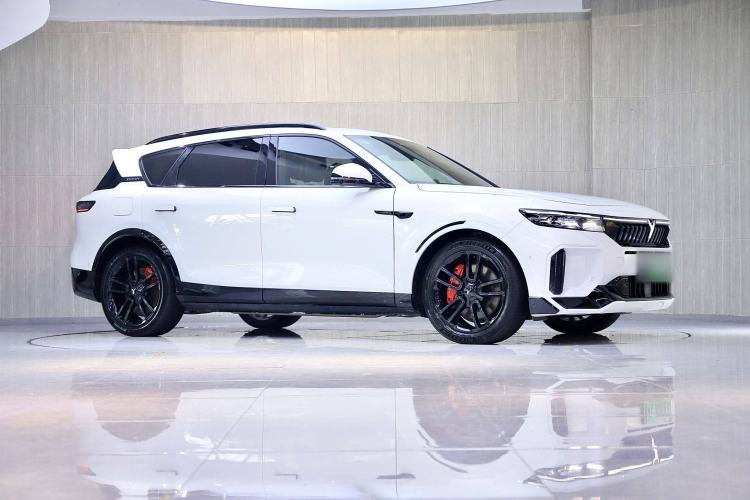 Used VOYAH FREE 2025 318 259 km All-Wheel-Drive Exploration Edition
