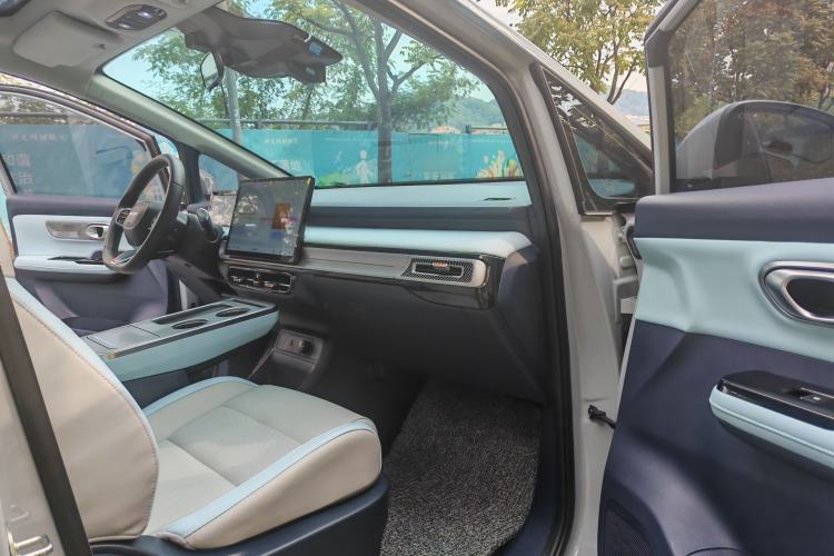 Used AION Y 2022 Plus 70 Smart Edition
