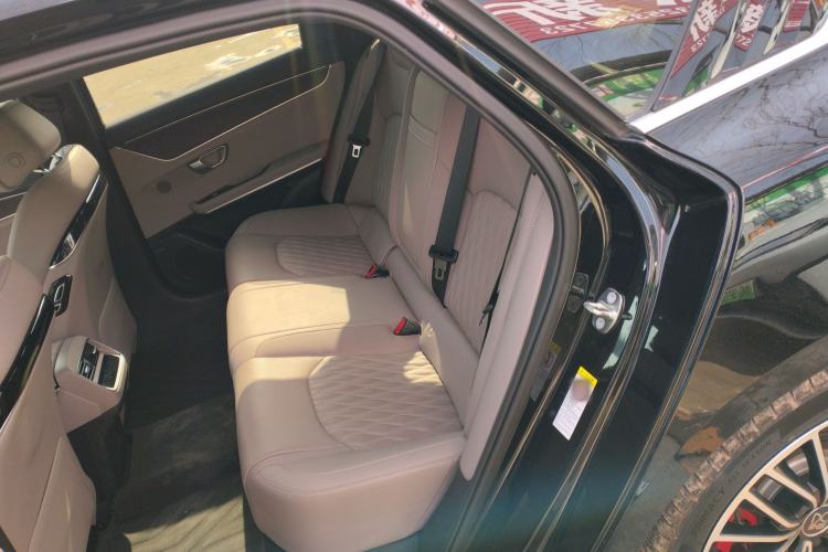 Used BYD Han 2025 EV with 701 km of Laser Radar-Enabled Intelligent Driving