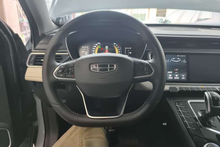 Used Geely Auto Emgrand X7 Sport 2022 Boyue X 1.8TD DCT ZhiZun Edition
