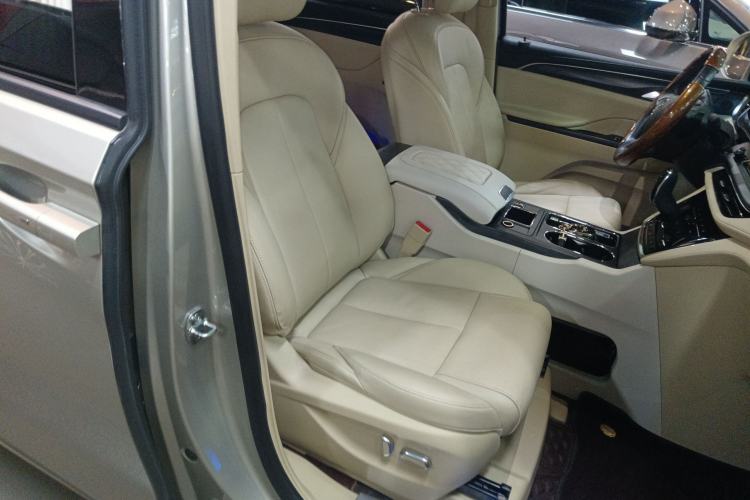 Used Buick GL8 2022 ES Landtrek 653T Luxury Edition