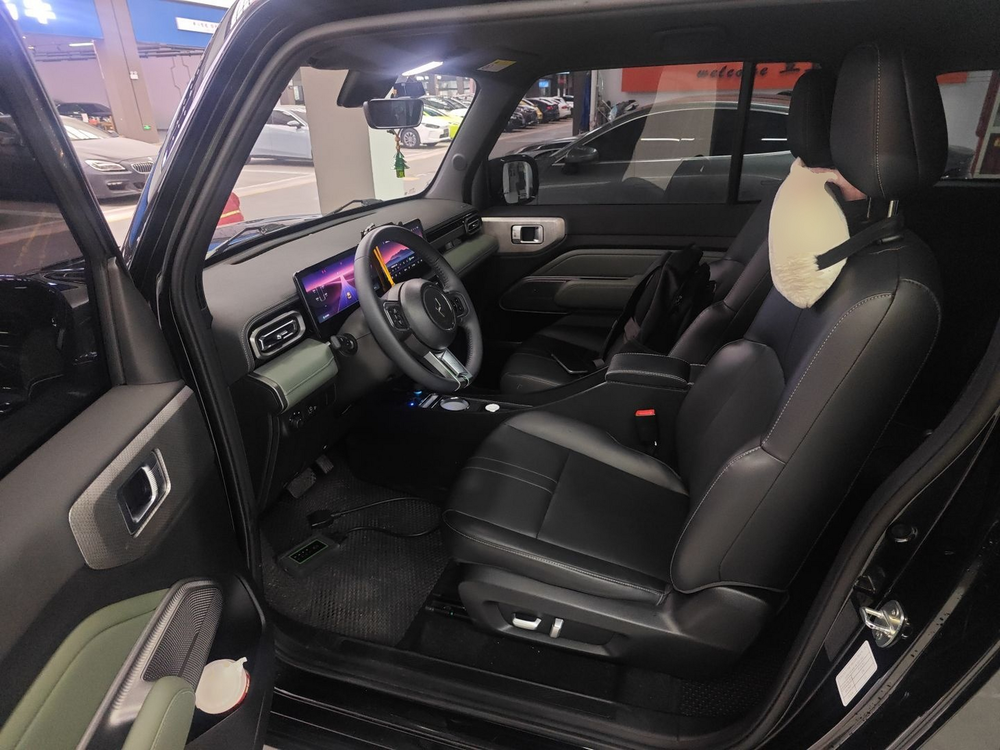 Переднее сиденье в автомобиле