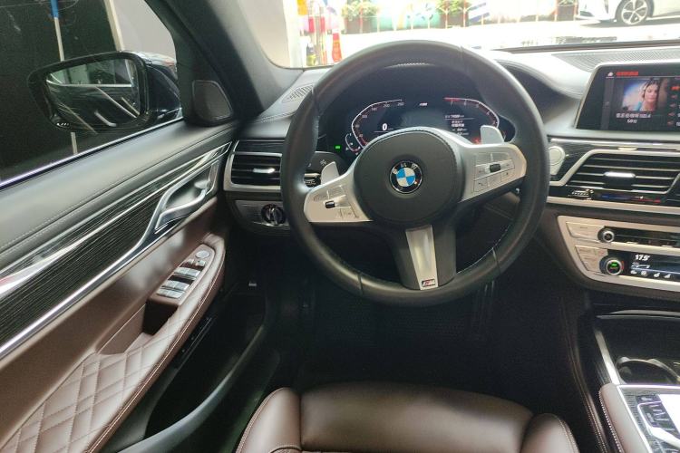 Used BMW 7 Series 2019 Restyled 740Li Leading Edition M Sport Package
