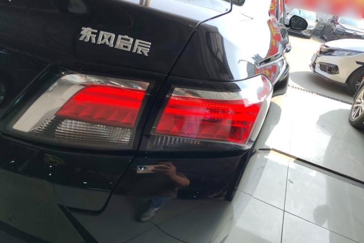 Used Venucia D60 2019 1.6L XL CVT SmartConnect Elite Edition (ISS)