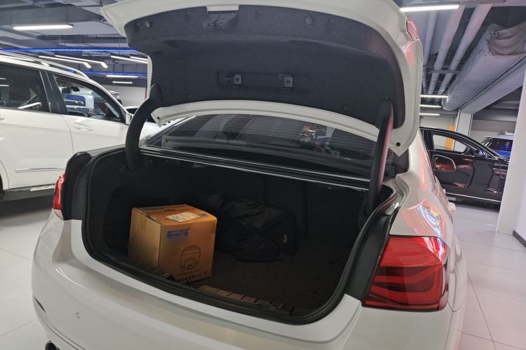 Used BMW 3 Series 2018 320Li Fashion Model
