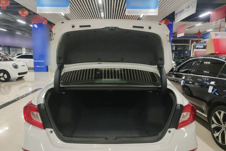 Used Honda Accord 2018 230TURBO Comfort Version National V
