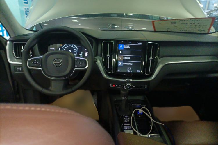 Used Volvo XC60 2020 T5 4x4 Zhiyi Luxury Edition
