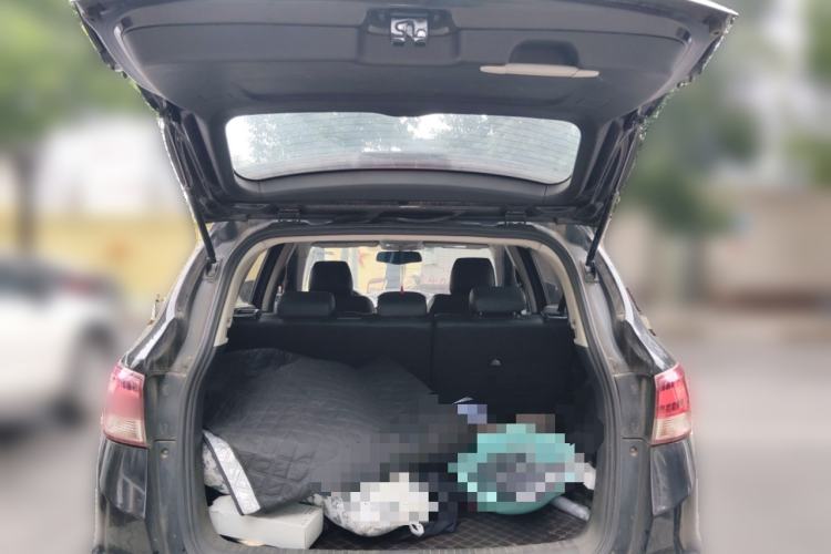 Used Dongfeng Aeolus AX7 2016 2.0L Manual Zhuyue Model
