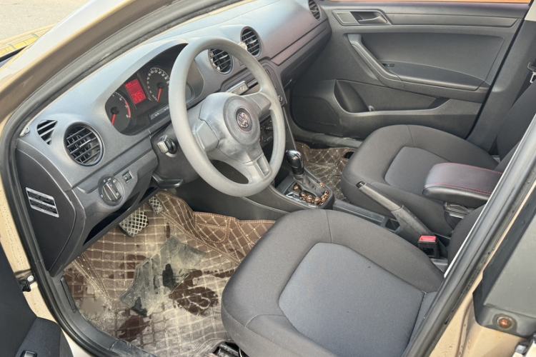 Used Volkswagen Jetta 2015 Value Edition 1.6L Automatic Fashion Version