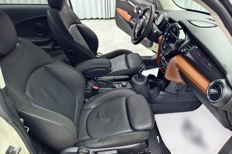 Used  MINI 2018 1.5T COOPER Artist