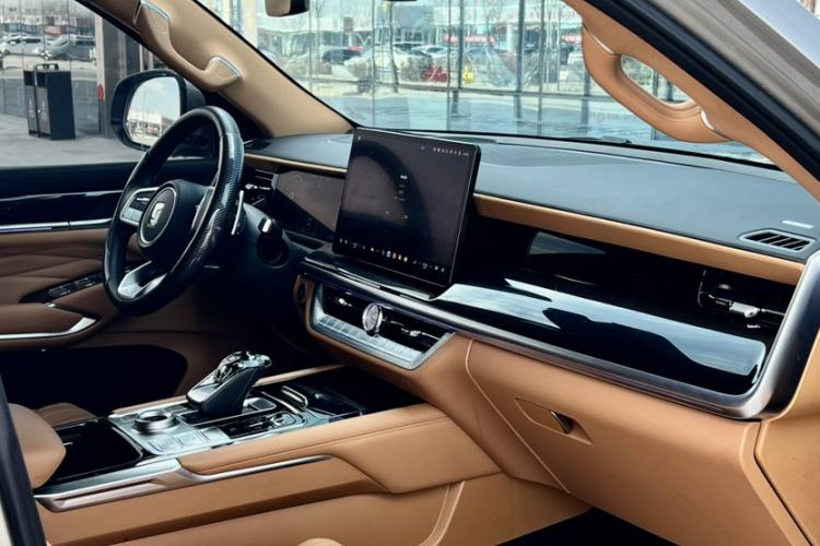 Used Tank 500 New Energy 2024 Hi4-T
