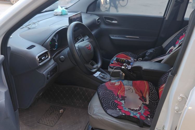 Used Wuling Hongguang New Energy 2025 Extended-Range Hybrid 50KM Comfort Version
