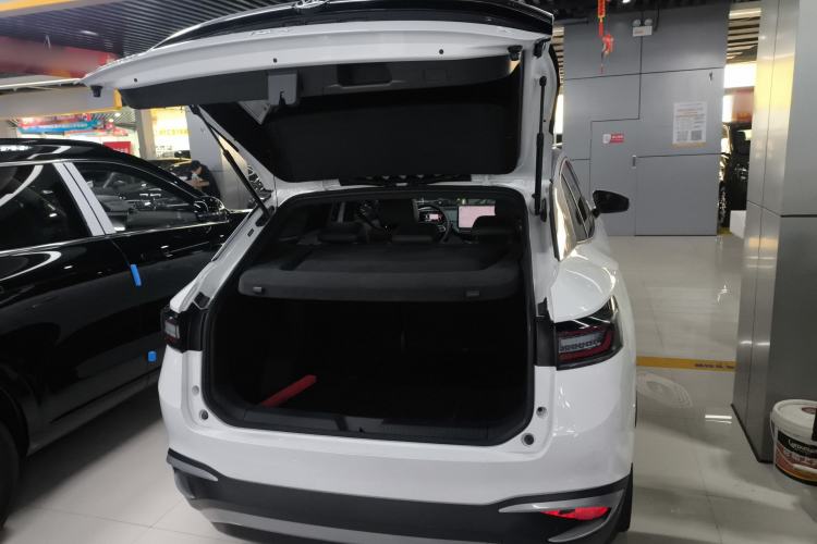 Used Volkswagen ID.4 X 2025 Smart Version Pure & Intelligent Enjoyment Edition
