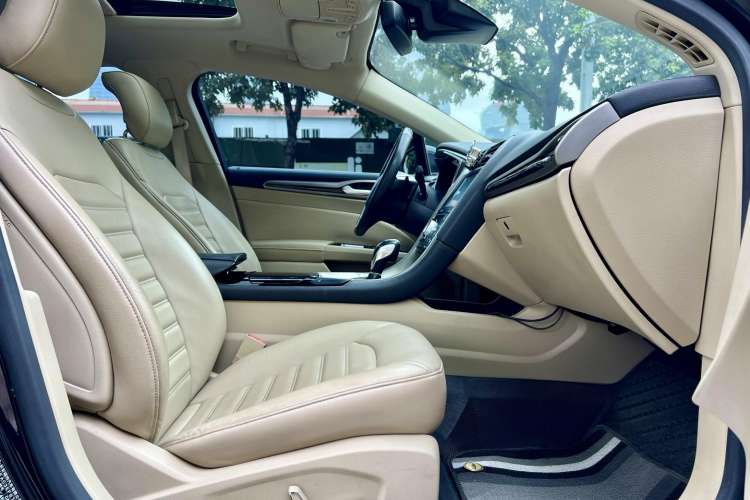 Used Ford Mondeo 2013 2.0L GTDi 200 Fashion Edition
