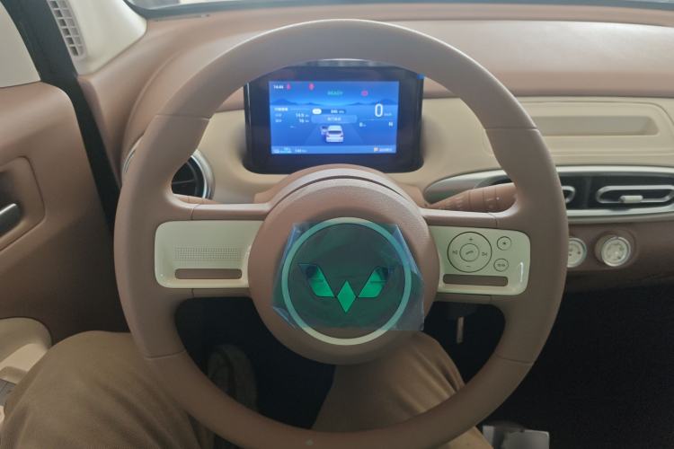 Used Wuling Hongguang MINIEV 2025 Four-Door Version Advanced Edition
