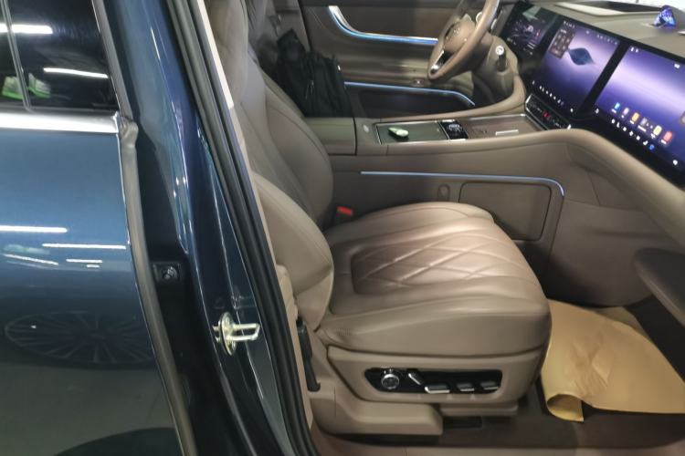 Used Hima AITO M9 2024 Range-Extended Ultra Version 52 kWh 5-Seater Model
