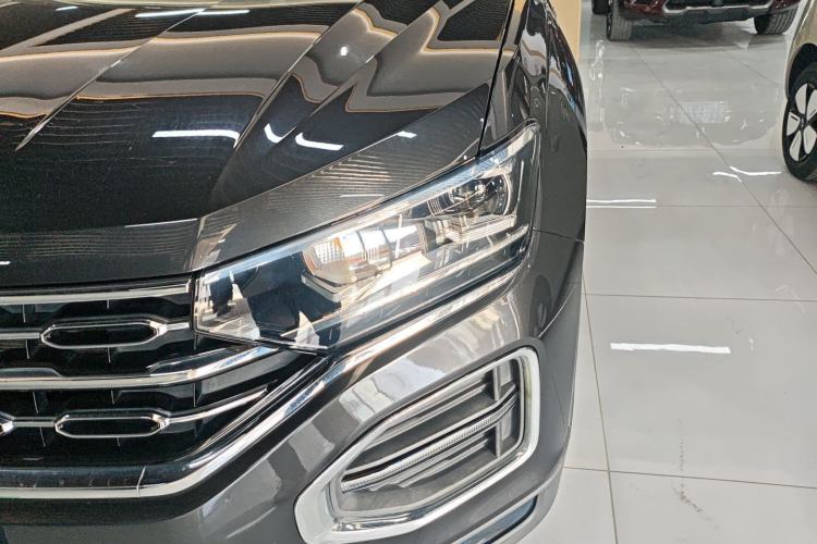 Used Volkswagen Tayron 2020 330TSI Two-Wheel Drive Luxury Smart Connectivity Version
