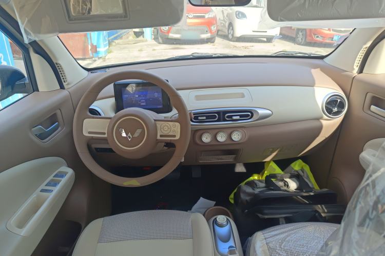 Used Wuling Hongguang MINIEV 2025 Four-Door Version Advanced Edition
