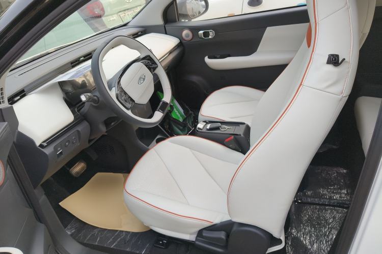 Used Chery Little Ant 2024 Refreshed Version Youth Edition 321 km Beloved Edition 29.23 kWh
