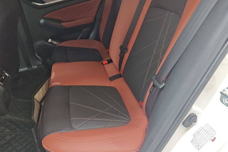 Used Changan Eado 2023 Changan Edition PLUS Blue Whale NE 1.4T GDI DCT Prestige Version
