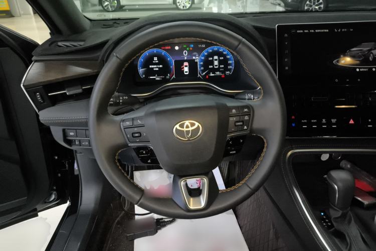 Used Toyota Avalon 2024 2.0L Luxury Edition