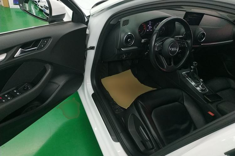 Used Audi A3 2018 30th Anniversary Edition Sportback 35 TFSI Ambition Model