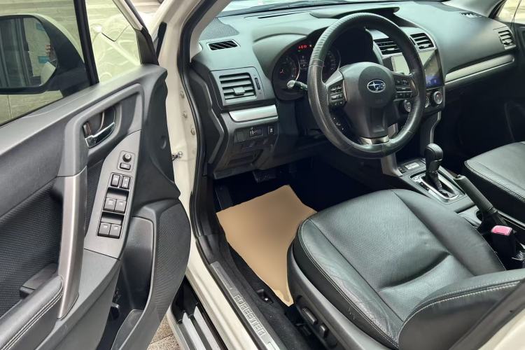 Used Subaru Forester 2013 2.5i Automatic Luxury Edition
