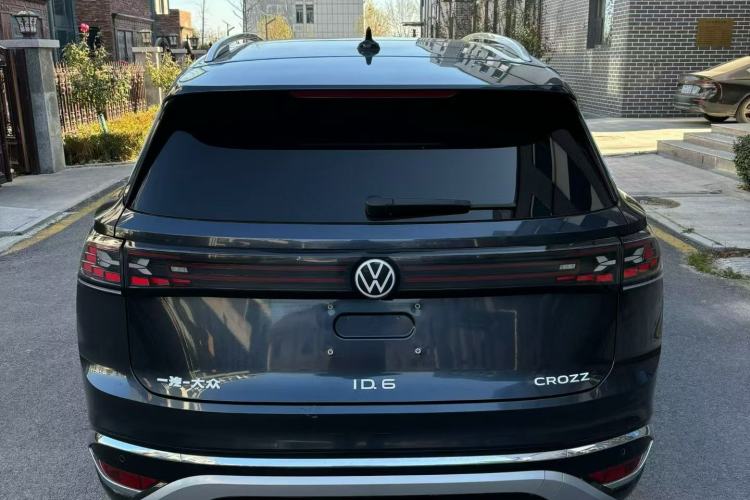 Used Volkswagen ID.6 CROZZ 2022 Long-Range PRO Edition