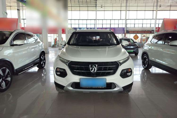 Used Baojun 510 2017 1.5L Automatic Fashion Model
