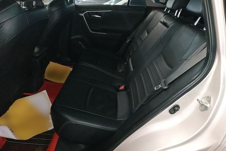 Used Toyota Wildlander 2021 2.0L CVT 4x4 Luxury Edition